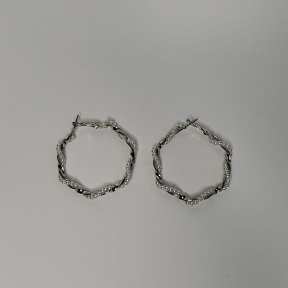 Fashion Jewelry - Picture 1 of 4